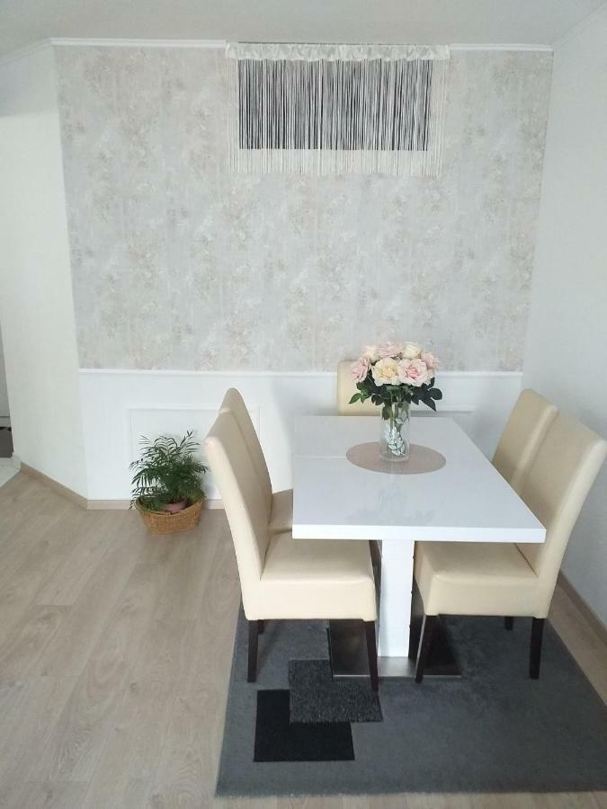 Apartman Jurilj มาคาร์สกา ภายนอก รูปภาพ