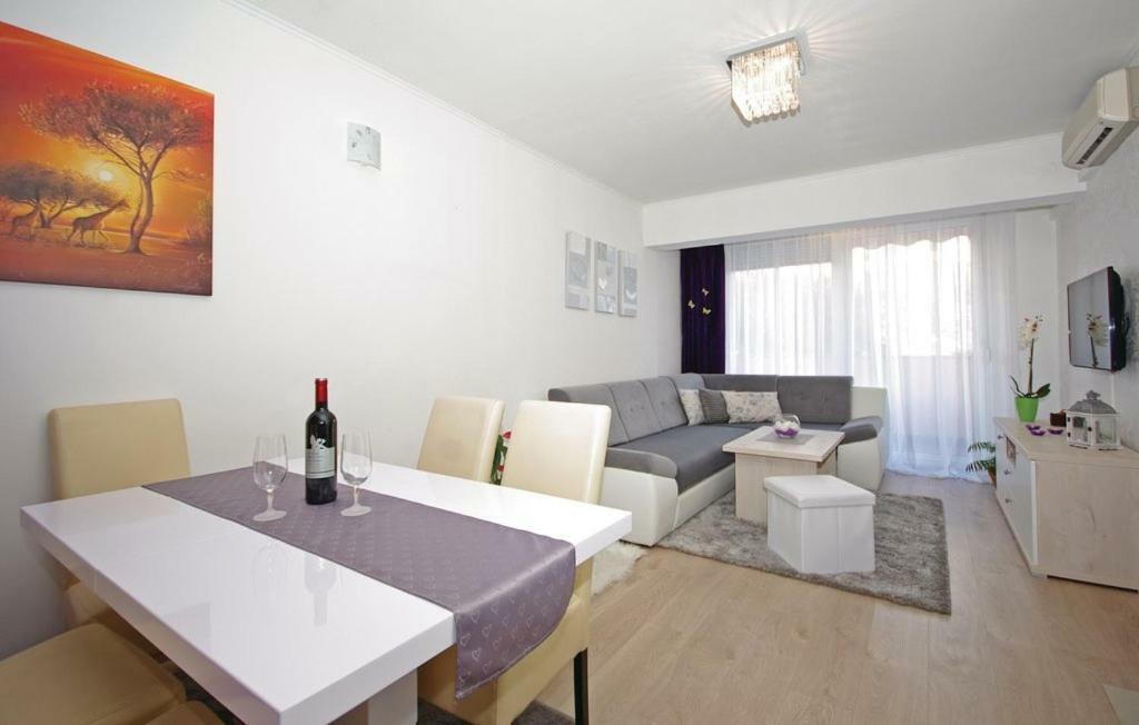 Apartman Jurilj มาคาร์สกา ภายนอก รูปภาพ