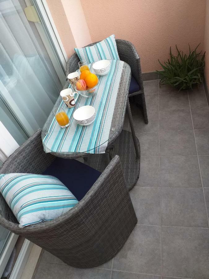 Apartman Jurilj มาคาร์สกา ภายนอก รูปภาพ