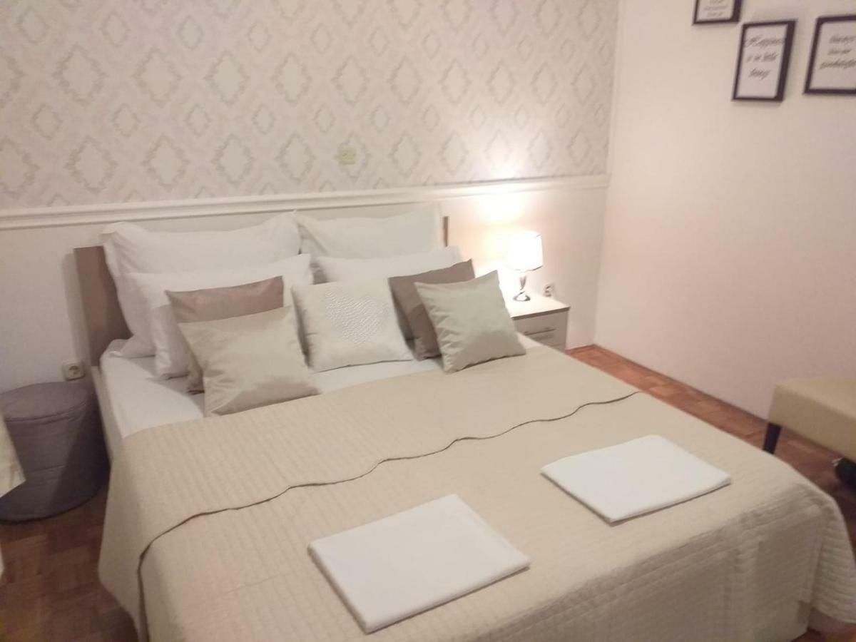 Apartman Jurilj มาคาร์สกา ภายนอก รูปภาพ